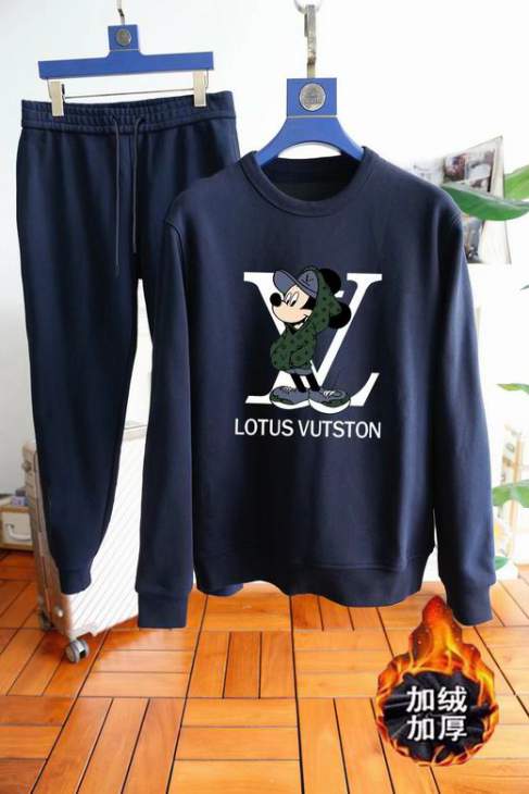 Picture of LV Sweater Suits _SKULVM-4XLkdtn13540877